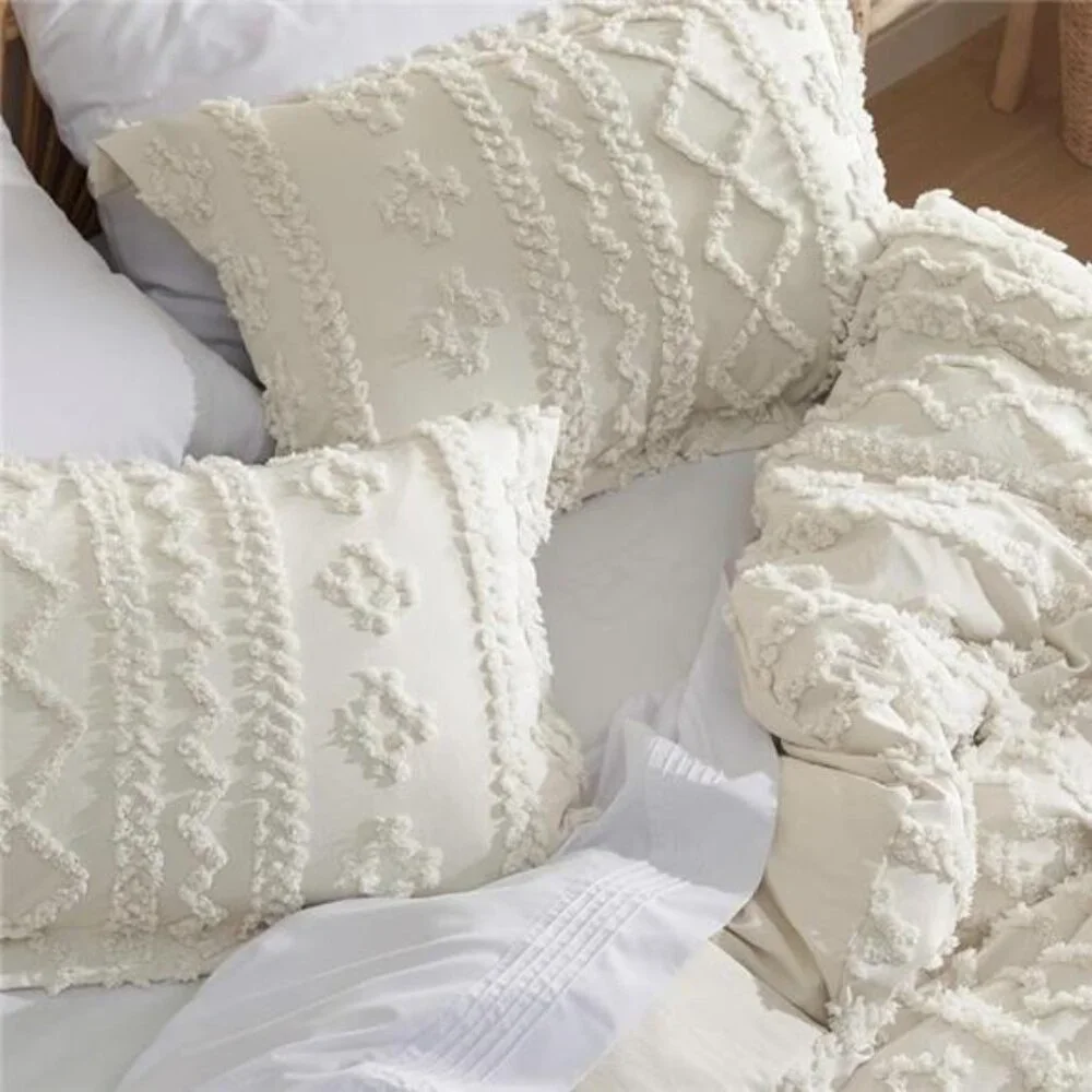 NEW Anthro Beige Boho King / Queen Size Tufted Fringe Bedding Duvet & Sham Set